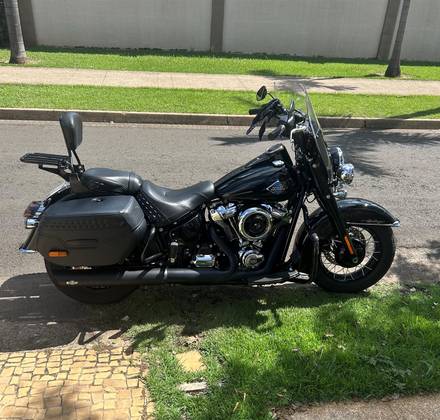 HARLEY-DAVIDSON SOFTAIL HERITAGE CLASSIC 